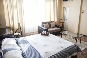 Фотографии Апартаменты Apartment on Kunayeva 38 г. Шымкент (Казахстан) №5 Фото Апартаменты Apartment on Kunayeva 38 г. Шымкент 5