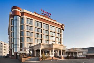 Фотографии Отель Ramada by Wyndham Shymkent г. Шымкент (Казахстан) №1 Фото Отель Ramada by Wyndham Shymkent г. Шымкент 1