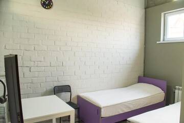 Фото номера Двухместный номер с 2 отдельными кроватями Хостелы City Hostel Shymkent г. Шымкент 8
