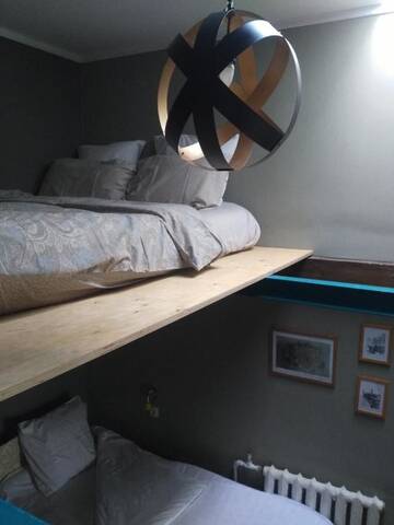 Фото номера Двухместный номер с 1 кроватью Хостелы Hostel Sweet home г. Шымкент 24