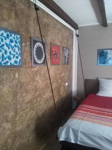 Фото номера Двухместный номер с 1 кроватью Хостелы Hostel Sweet home г. Шымкент 3