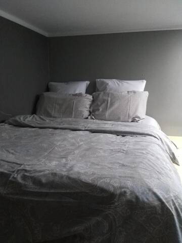 Фото номера Двухместный номер с 1 кроватью Хостелы Hostel Sweet home г. Шымкент 19